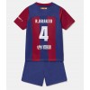 Barcelona Ronald Araujo #4 Heimtrikot 2023-24 Kurzarm (+ kurze hosen)